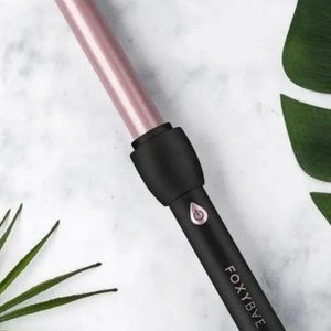 Moving sale! NWOT FoxyBae Rose Gold 25mm curling wand